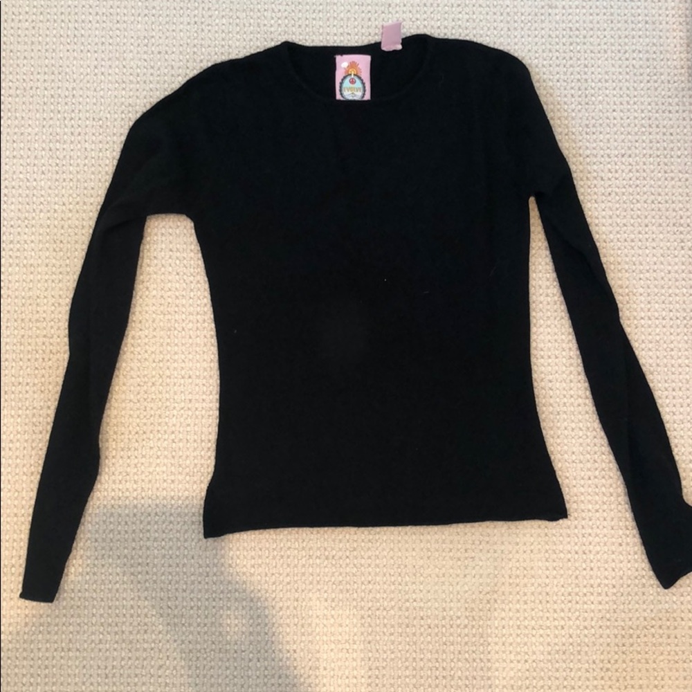 Cashmere crew neck sweater